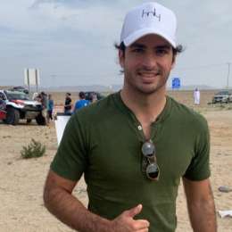 Carlos Sainz Jr llegó al Dakar a ver a su padre