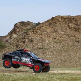 Carlos Sainz se llevó la Etapa 1 y mantiene la racha de Audi
