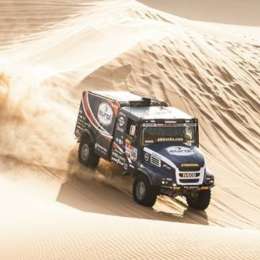 Martin Van Den Brink festejó en la 11° etapa del Dakar 2023
