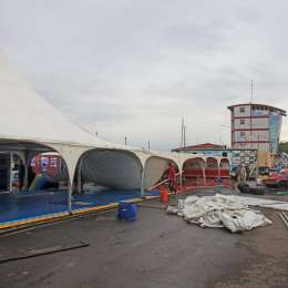 Fuerte testimonio tras el temporal: “Empezaron a caer fierros y se volaron las carpas”