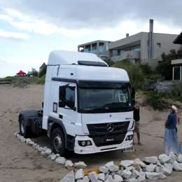 Mercedes-Benz Camiones y Buses, con presencia en la Costa