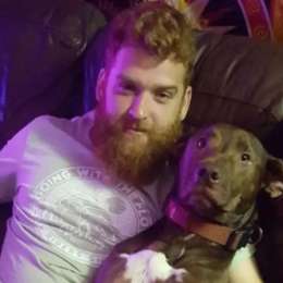 Estados Unidos: un perro de caza apretó por accidente el gatillo de un rifle y mató a su dueño