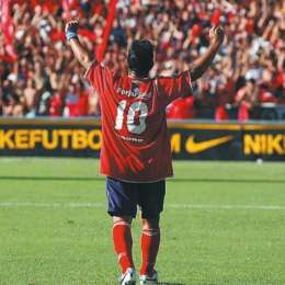 Video: ¿una figura a nivel mundial vuelve del fútbol para retirarse en Independiente?