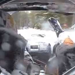 WRC en Suecia: volcó en la nieve, el navegante rompió el parabrisas de una patada y siguió