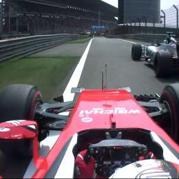 VIDEO: Vettel y el histórico adelantamiento en el 'pitlane' del GP de China