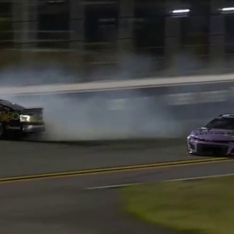 VIDEO: el tremendo palo del NASCAR en uno de los duelos de Daytona