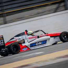 Emiliano Stang se quedó con la primera pole position