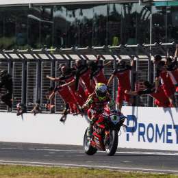 WorldSBK: Álvaro Bautista se llevó todo en Phillip Island