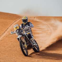 Comenzó el Abu Dhabi Desert Challenge con participación argentina