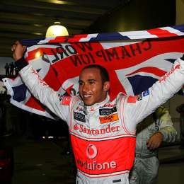 Ecclestone: "Hamilton no merecía ser campeón de la F1 en 2008"