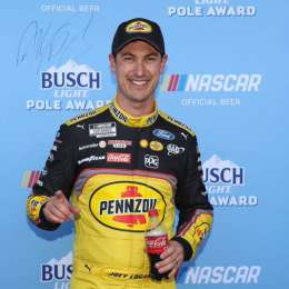 Joey Logano, el Poleman del NASCAR para la Pennzoil 400