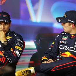 F1: así fue el cruce previo al podio entre Verstappen y Checo Pérez en Jeddah