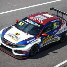 TCR South America: triunfazo de Montenegro en la 1ra final en Alta Gracia