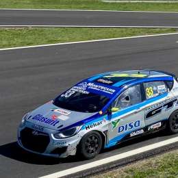 Superturismo: Ever Franetovich ganó en Uruguay