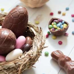Pascuas 2023: ¿por qué se usan conejos y huevos de chocolate?