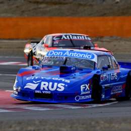 TC Pista: Azar ganó la serie más veloz y partirá adelante la final en El Calafate