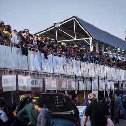El público llenó el Oscar Cabalén para acompañar al TC2000