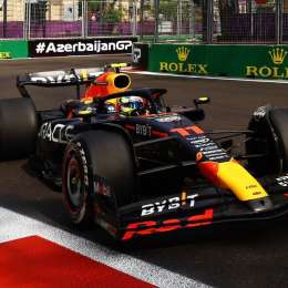 F1: Checo Pérez aprovechó el retraso de Verstappen y ganó en Bakú