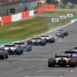 El destacado piloto de F1 que estuvo presente en la Met Gala 2023