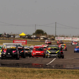 El carrerón del Turismo Pista este año en Concepción del Uruguay