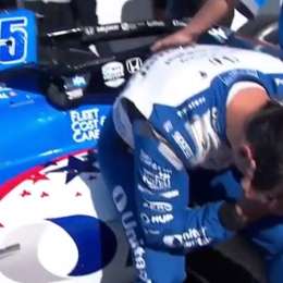 IndyCar: el llanto desconsolado de Rahal tras la eliminación en Indianápolis