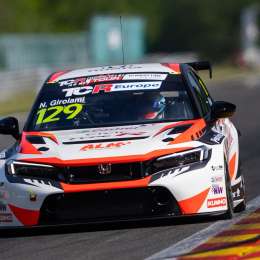 TCR World Tour: Néstor Girolami completó su participación en Spa-Francorchamps