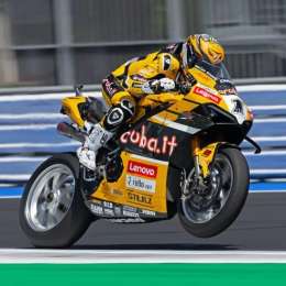 Triunfazo de Álvaro Bautista en la 1ra Final del WorldSBK en Emilia-Romagna