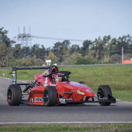 Fórmula Nacional: Massa dominó la final 2 en San Jorge