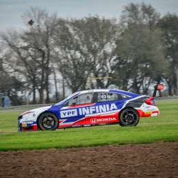 Ardusso y el presente en el TC2000: "Venimos mejorando, pero estamos lejos del equipo Axion"