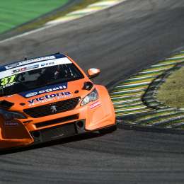 TCR South America: Salas y Reischl al frente en el segundo entrenamiento en Interlagos