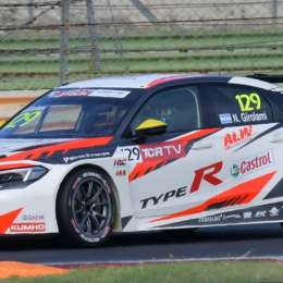 TCR World Tour: Bebu Girolami fue 8° en la segunda carrera