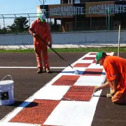 Misiones: intensos trabajos sobre el autódromo Rosamonte