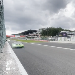 ¡Pura adrenalina! El paso de los GT3 a Eau Rouge en las 24 Horas de Spa