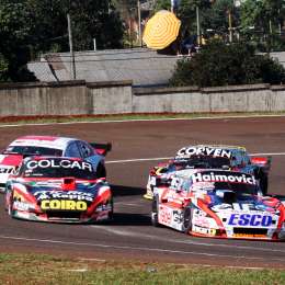 TC: un piloto de Ford metió un cambio y reflotó un equipo