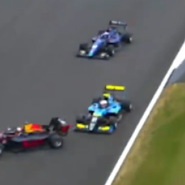 El toque entre Montoya y Barnard que le dio la victoria a Colapinto en Silverstone