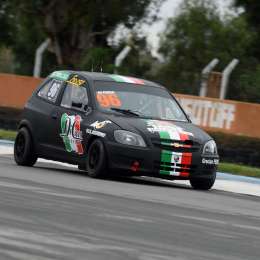 Varios retornos en Turismo Pista para Termas