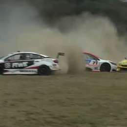 TC2000: fuerte golpe en la largada de la segunda final en La Rioja