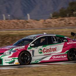 TC2000: Leonel Pernía cerró el domingo con un triunfo en La Rioja