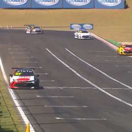 ¡Carpintero! El relato a pura música del triunfo de Rossi en Velocitta