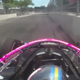 IndyCar: golpe de Lundqvist contra el muro a poco para el final