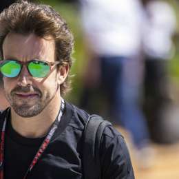 F1: ¡No descansa! Alonso y un verano sobre ruedas