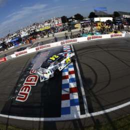 Se está filmando una docuserie del NASCAR