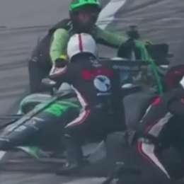 IndyCar: ¡De no creer! Canapino se encontró con un rival cuando salía de boxes