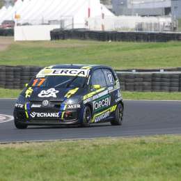 Turismo Pista: Bosio ganó la serie más veloz de la Clase 2