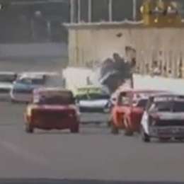 ¡Impactante! Fuerte accidente en plena recta en el autódromo de Rafaela