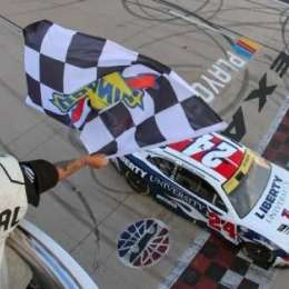 Nascar: Byron fue contundente y ganó en Texas