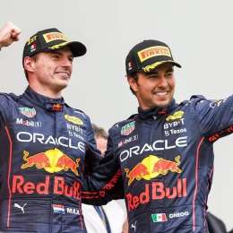 F1: Checo Pérez sobre Verstappen: "Hizo una de las temporadas más impresionantes de la historia"