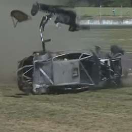 Top Race: ¡Escalofriante vuelco de Campillay en Paraná!