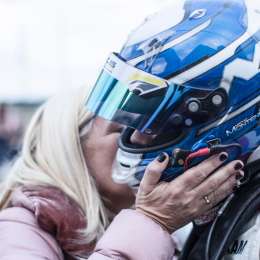 Montenegro regresó con varias propuestas de Italia