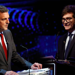 Carrera al balotaje: ¿Qué autos manejan Massa y Milei?